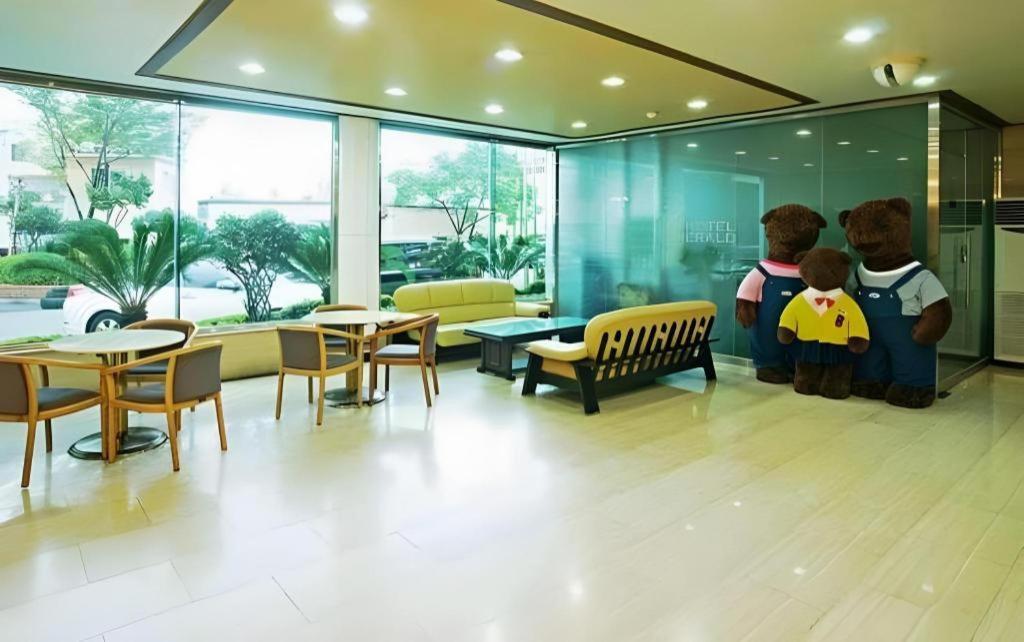 Emerald Hotel Jeju Ngoại thất bức ảnh